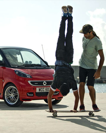 Pubblicità della Smart Fortwo: Kilian Martin e Alfredo Urbon